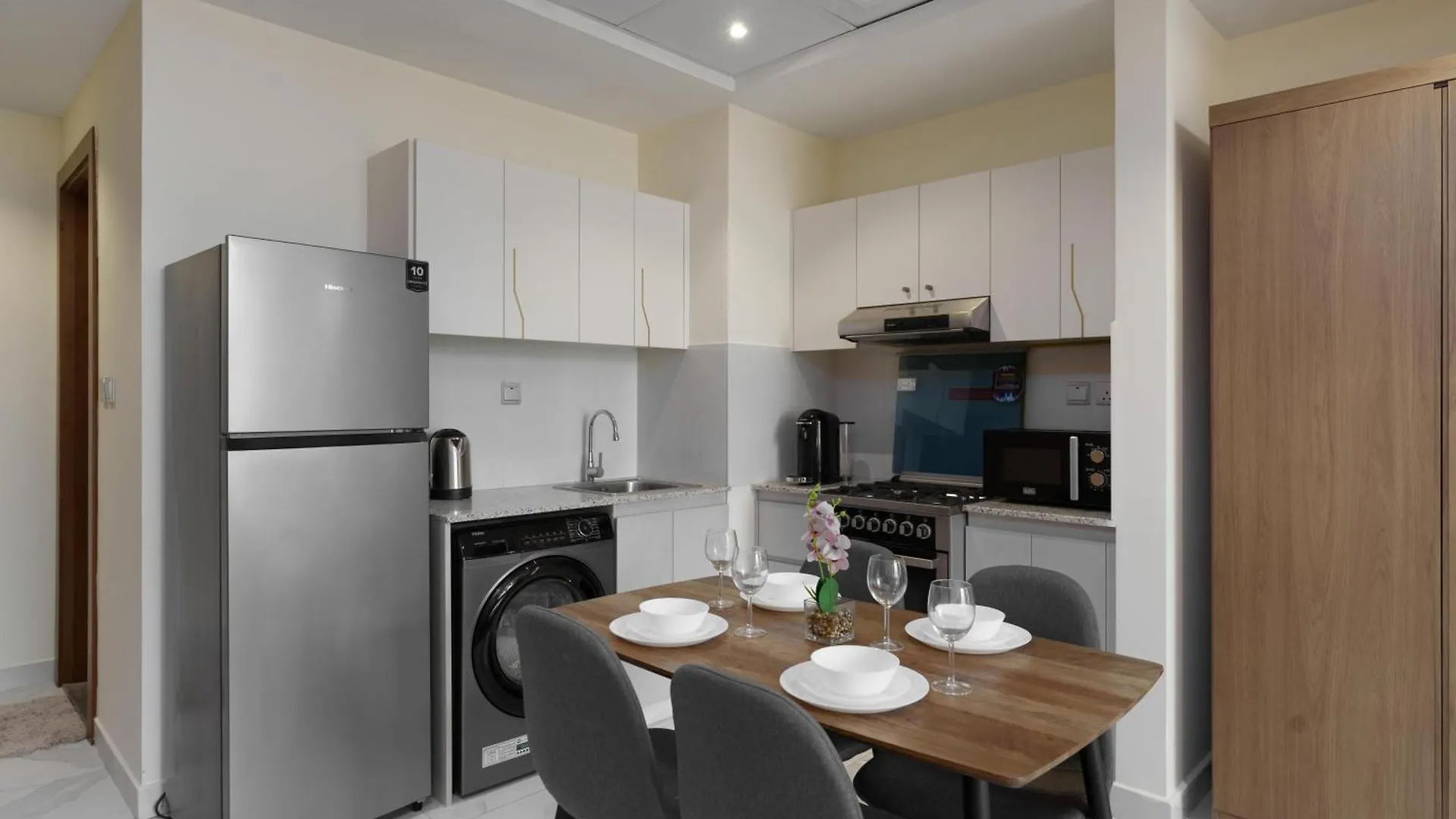 Apartment In Business Bay With Stunning Views Of Burj Khalifa & Canal Dubai 0*,  United Arab Emirates