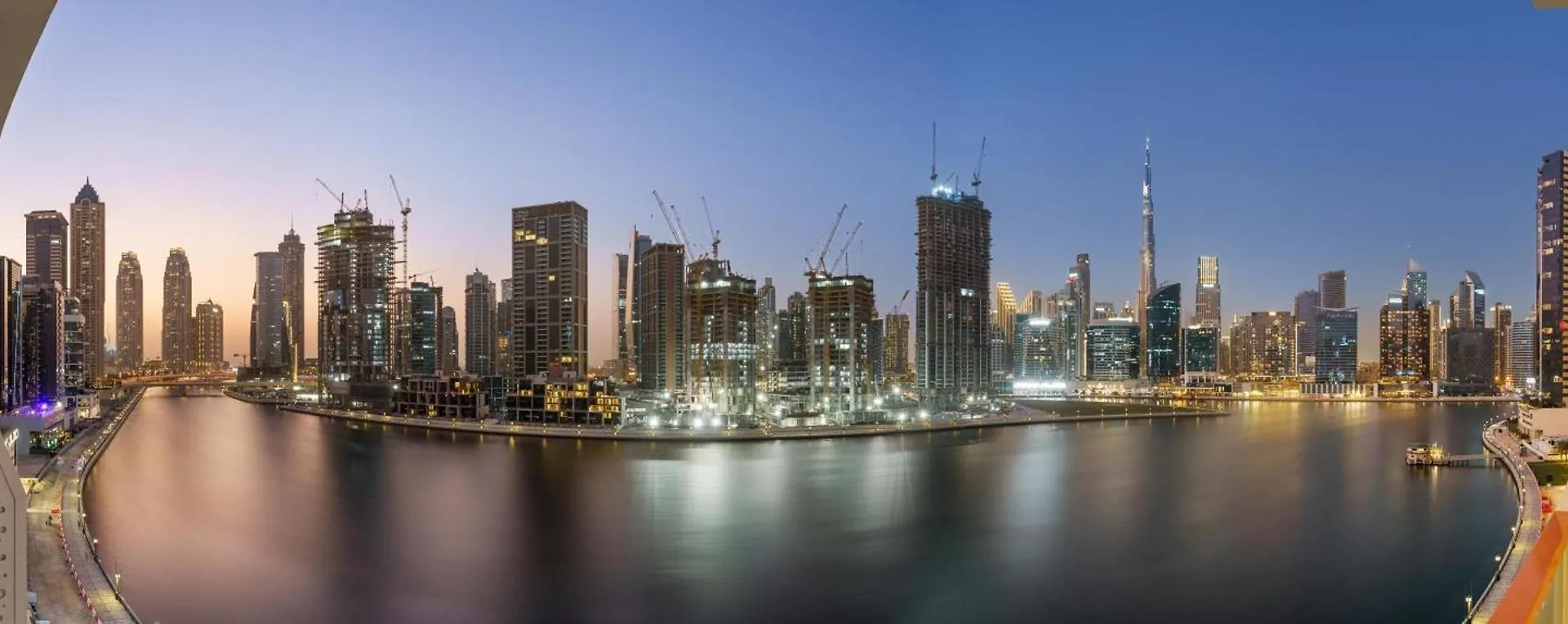 Apartment In Business Bay With Stunning Views Of Burj Khalifa & Canal Dubai